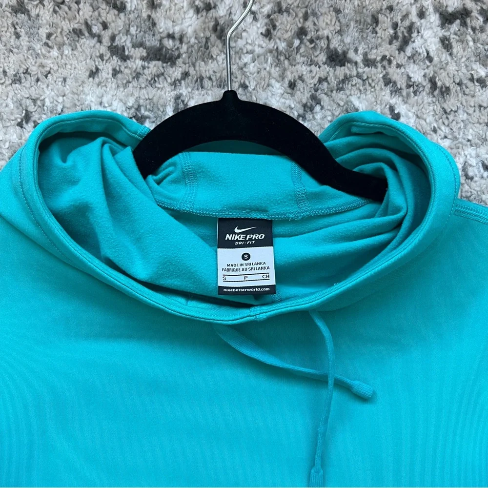 🔥Women's Teal Nike Long Sleeve Top